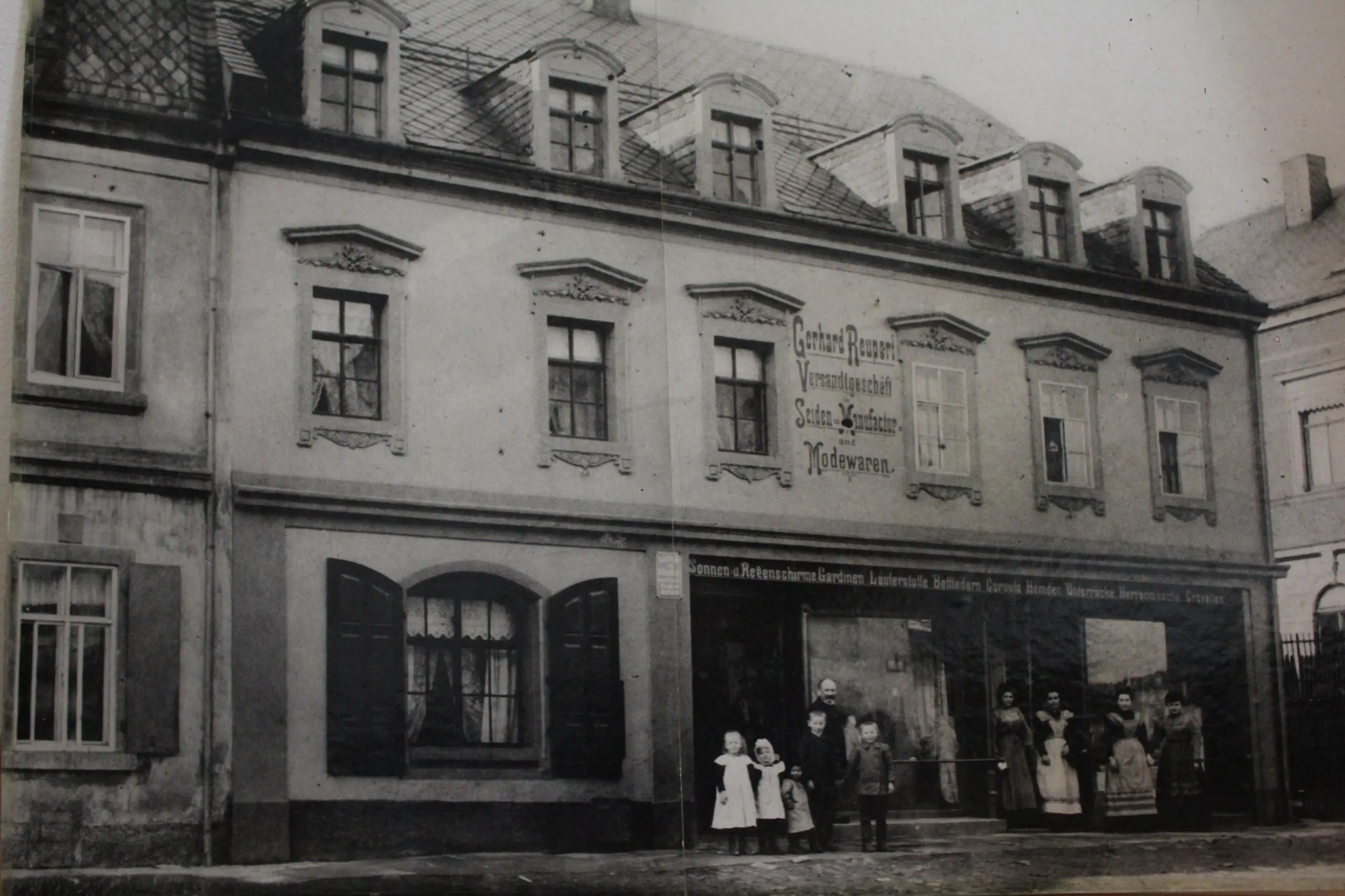 Historische Aufnahme des Modenhauses Reupert
